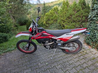 Husqvarna TE 250 - 2