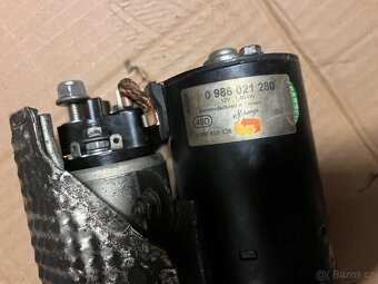 Startér bosch Mercedes ML W164 - 2