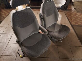 přední sedačky Ford Galaxy - 2