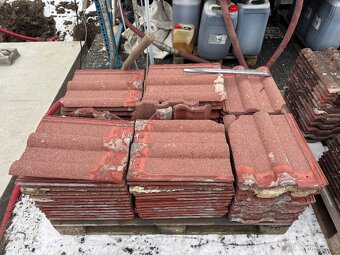 Střešní taška - 2