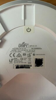 Ubiquiti UniFi UAP-AC-LITE + PoE adaptér - 2