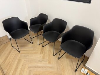 4 x Plastová / kovová židle - 2