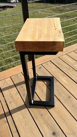 Odkládací stolek - 2