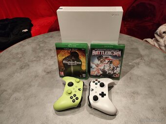 Xbox One S - 2