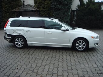 Volvo V70 II T5 2.0 R5 157kw bifuel ba+cng 2014 facelift - 2