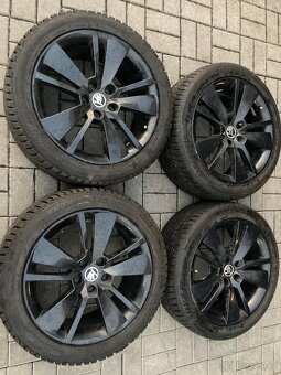 Zimní 18” ZENITH Black ORIGINÁL ŠKODA SUPERB III - 2