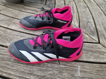 Adidas Predator - 2