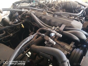 Prodám Jeep Comanche 4.0 benzín rv 1987 - 2