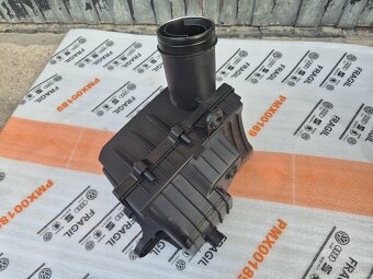 Vzduchový filtr, filtrbox Škoda Karoq. - 2