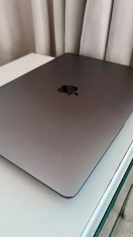 MacBook Air - 2