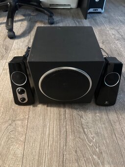 Logitech z523 2.1 - 2