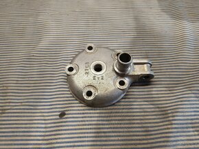 Prodám hlavu Suzuki RM125 - 2