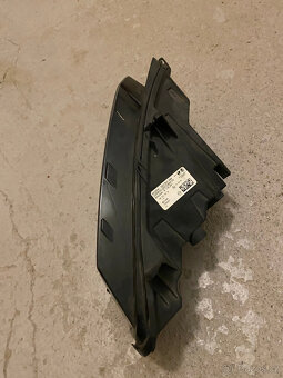 Mlhové světlo levé Škoda Octavia 4 - 2