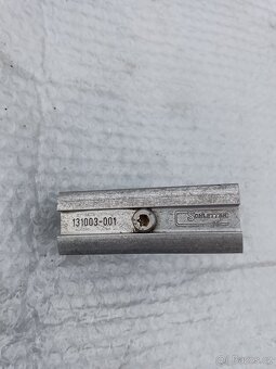 Příchytka středová... - 2