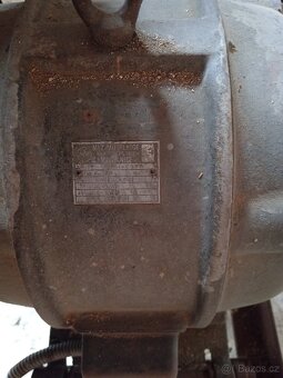 Pila drakouš na palivové dřevo i se stolem - 2