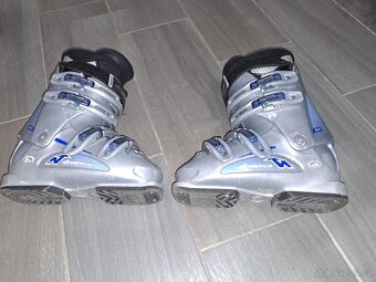 Dětské přezkáče Nordica, délka stélky 23 cm, délka boty 27 c - 2