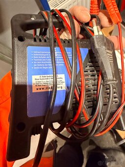 Nabíječka na autobaterie - 2