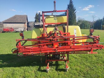 Postřikovač RAU - 2