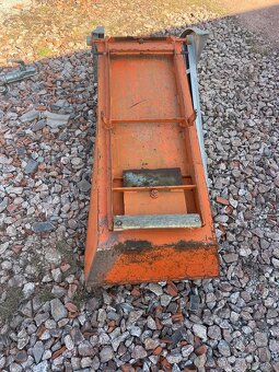 A Výklopná korba GEDA s výklopným zařízením - 2