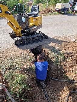 Minibagr Hanix 750kg - 2