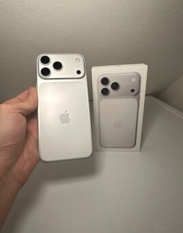 IPhone 17 Pro Max 256gb white / Silver - 2