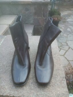 dámské kotníkové boty v.41 nenošené - 2
