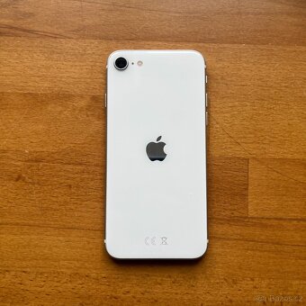 Apple iPhone SE 2022 64GB bílý - 2
