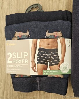 Pyjamový set, 2x boxerky a 3x ponožky - nové - 2
