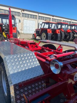 Traktorový nosič kontejnerů Portýr 14.10 - 2