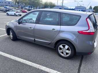 Renault Grand Scenic - 2
