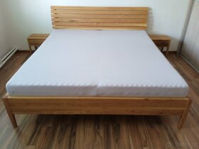 Dubová posteľ Marína + 2 stolíky zdarma, cena od 680€ - 2