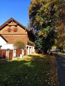 Prodej domu s apartmánem a provozovnou v Krkonoších - 2