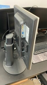 Monitor LG - 2