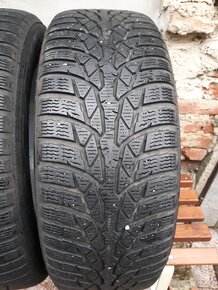 ZIMNÍ PNEU NOKIAN WR D4 -- 215/60/R16" - 2