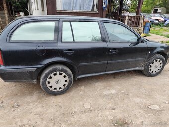Škoda Octavia - 2