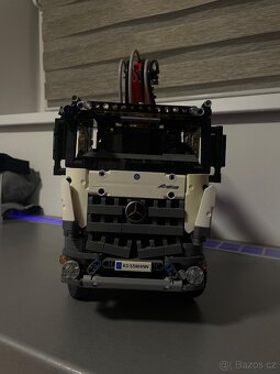 Lego TECHNIC 42043 Mercedes-Benz Arocs 3245 - 2