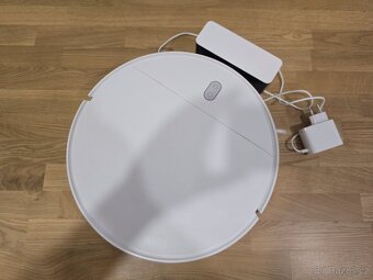 Roboticky vysavač Xiaomi Mi Essential - 2