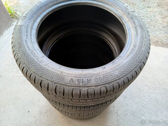 Prodám pneu Barum 195/50R15 - 2
