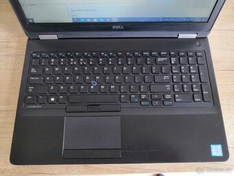 Dell 5570 i5 / 8 GB / 256 SSD / Baterie Excelent - 2