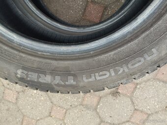 Zimní pneu Nokian 205 55 R16 - 2