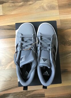 ADIDAS BOTY - 2