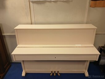 Nové pianino DAEWOO Royale Classic - bílé vysoký lesk - 2