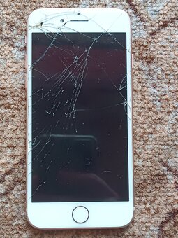 📱 iPhone 8 - 64GB - nová batéria, nový predný aj zadný disp - 2