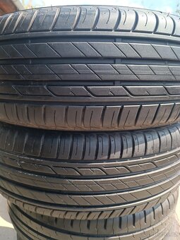 195/60r16 zánovní Bridgestone - 2