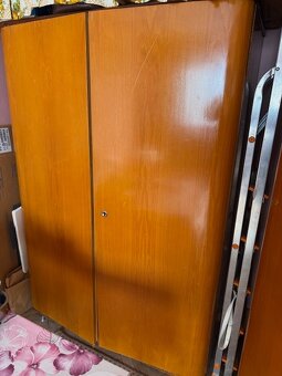 Skříně za odvoz - 2