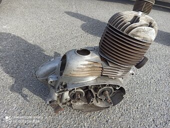 Jawa 250 353 - 2