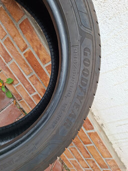 GoodYear Efficient Grip 235/50R 19C 111/109T - 2