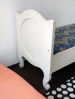 Prvorepubliková postel z masivu - 2