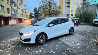 Prodej auta Kia Ceed II 1.4 TOP - 2