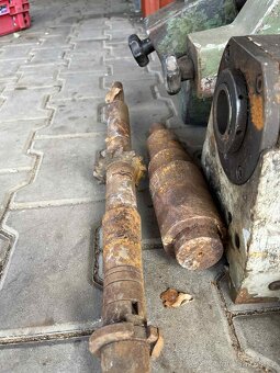 Příslušenství k soustruhu - 2